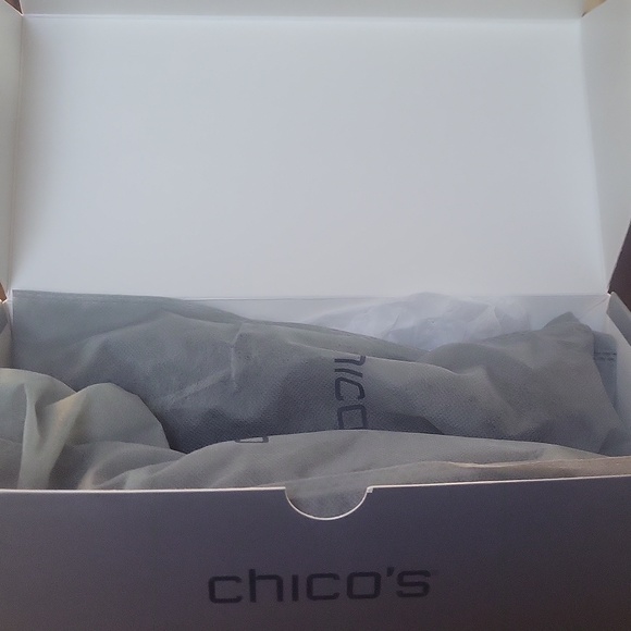 CHICOS Rhinestone Loafers~ 7M Black - Picture 6 of 8